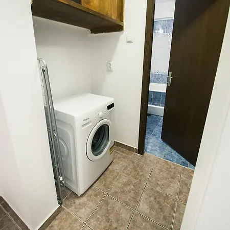 Engels Apartment